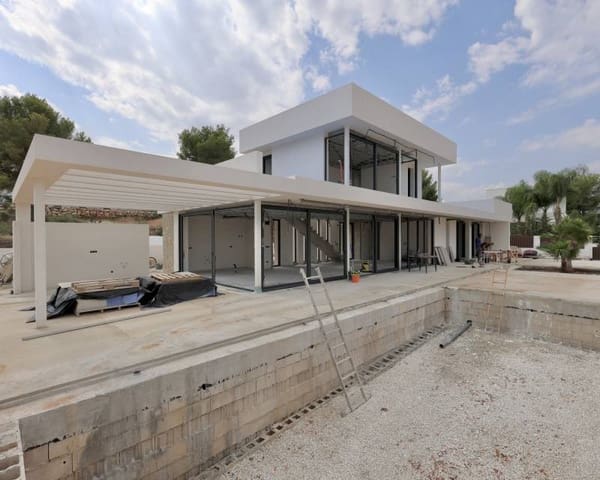 Chalet de 3 habitaciones en Javea / Xàbia en venta con piscina - 1.300.000 € (Ref: 8602424)