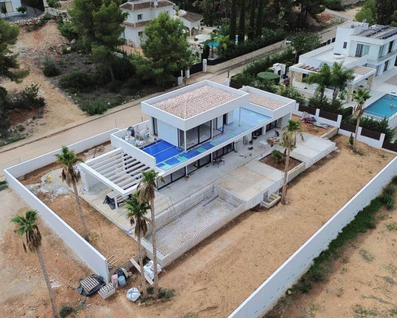 Chalet de 3 habitaciones en Javea / Xàbia en venta con piscina - 1.300.000 € (Ref: 8602424)