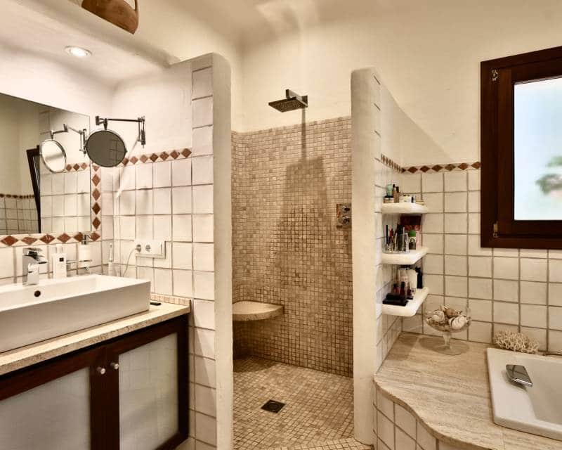 4 bedroom Villa for sale in Javea / Xabia - € 1,790,000 (Ref: 8637718)