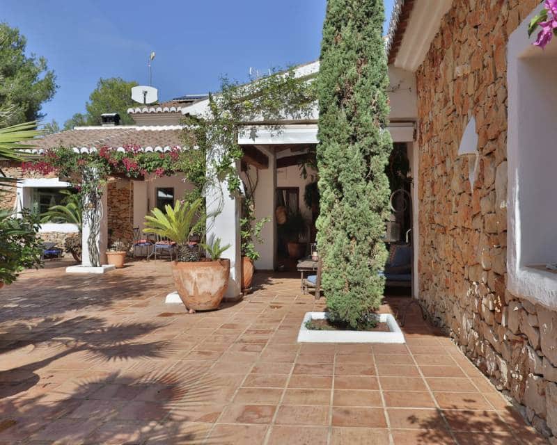 4 Zimmer Villa zu verkaufen in Javea / Xabia - 1.690.000 € (Ref: 8637718)