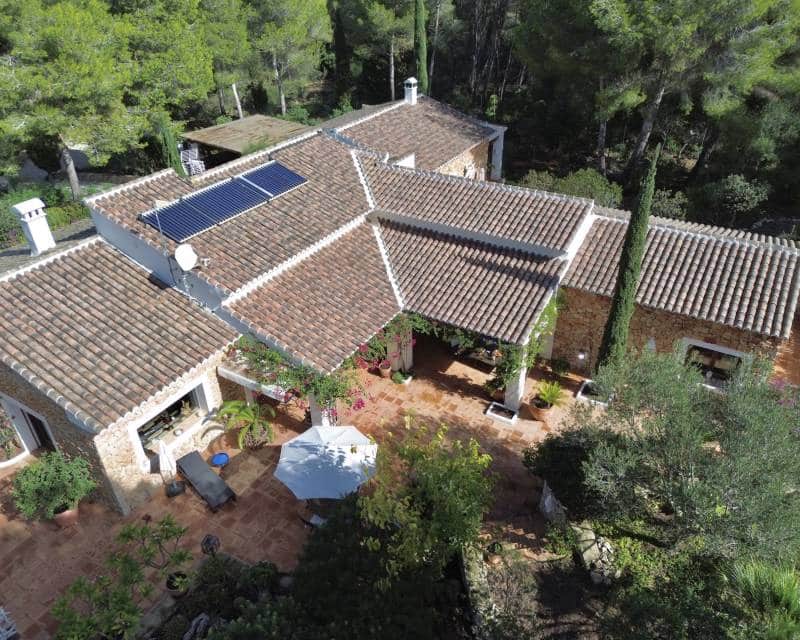 4 Zimmer Villa zu verkaufen in Javea / Xabia - 1.690.000 € (Ref: 8637718)