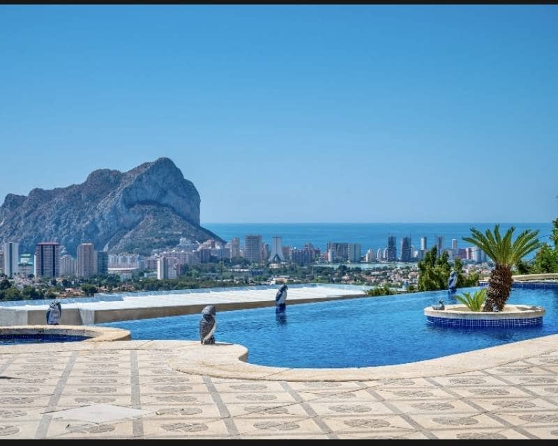 4 sovrum Villa till salu i Calpe / Calp med pool garage - 1 400 000 € (Ref: 8688465)