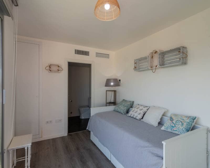 4 Zimmer Apartment zu vermieten in Javea / Xabia mit Pool Garage - 1.500 € (Ref: 8790326)