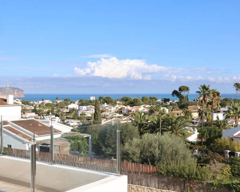 4 Zimmer Villa zu verkaufen in Javea / Xabia mit Pool Garage - 1.275.000 € (Ref: 8810845)