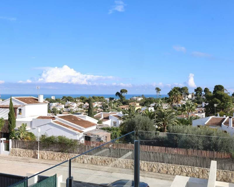 4 Zimmer Villa zu verkaufen in Javea / Xabia mit Pool Garage - 1.275.000 € (Ref: 8810845)