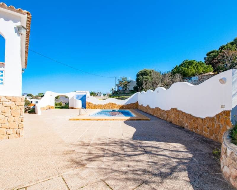 6 quarto Moradia para venda em Benissa com piscina - 990 000 € (Ref: 8837192)