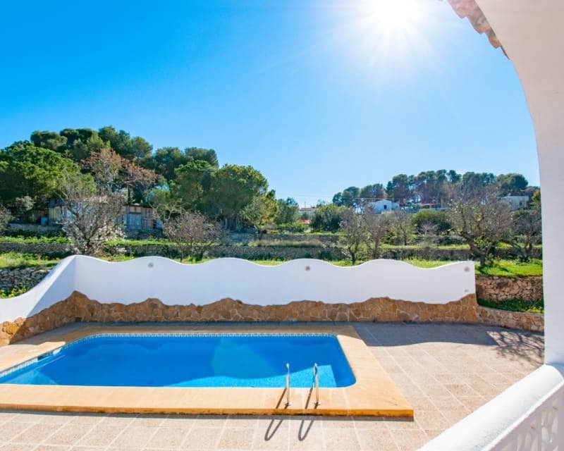 6 quarto Moradia para venda em Benissa com piscina - 990 000 € (Ref: 8837192)