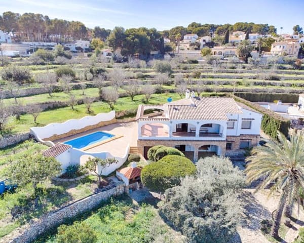 6 quarto Moradia para venda em Benissa com piscina - 990 000 € (Ref: 8837192)