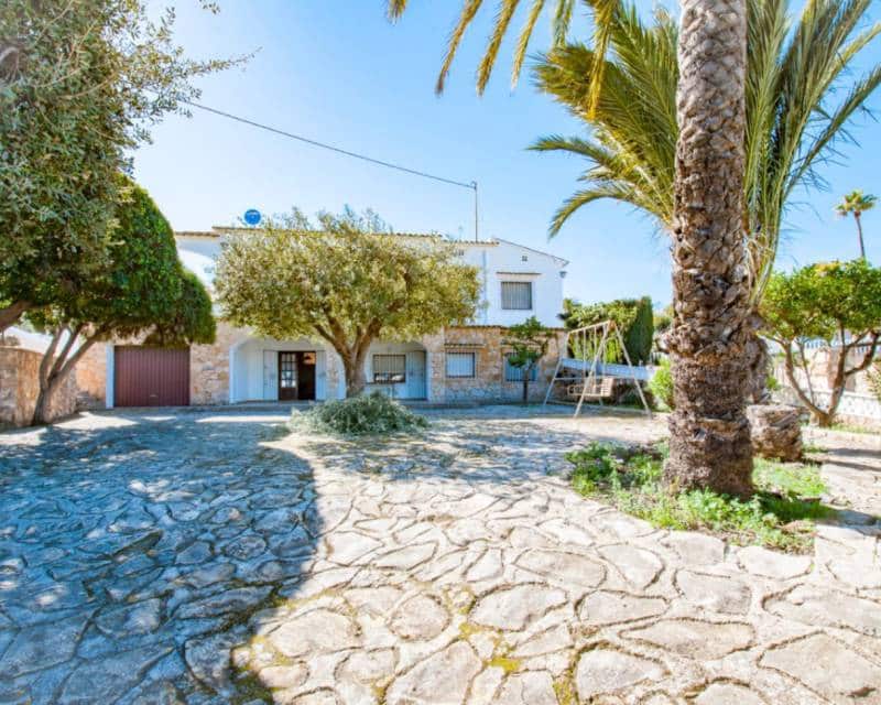 6 quarto Moradia para venda em Benissa com piscina - 990 000 € (Ref: 8837192)