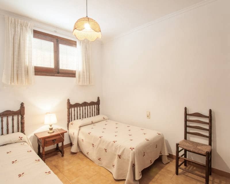 6 quarto Moradia para venda em Benissa com piscina - 990 000 € (Ref: 8837192)