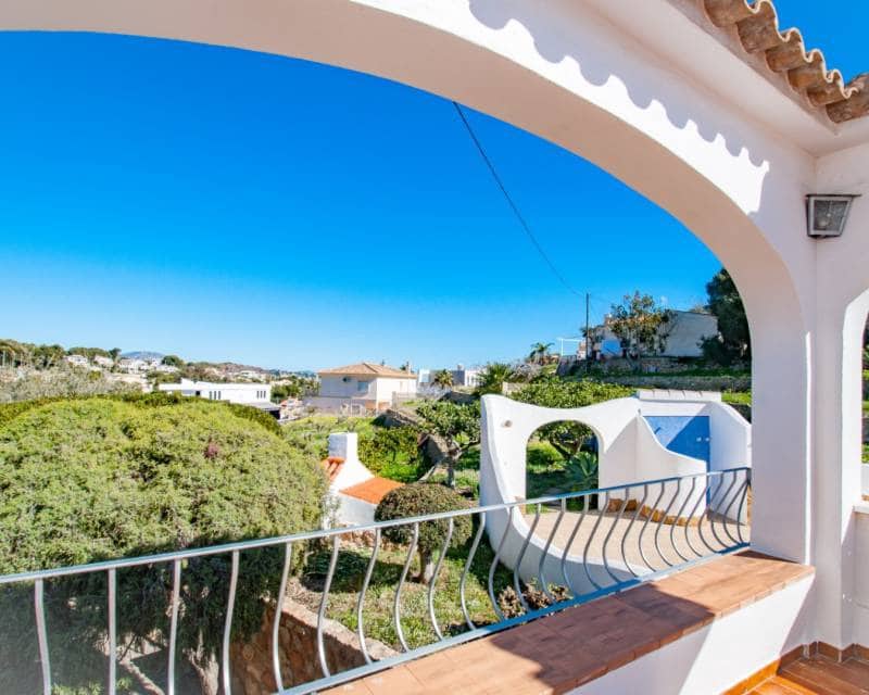 6 quarto Moradia para venda em Benissa com piscina - 990 000 € (Ref: 8837192)