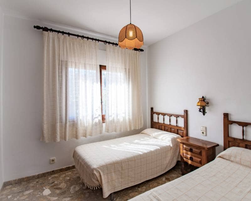 6 quarto Moradia para venda em Benissa com piscina - 990 000 € (Ref: 8837192)