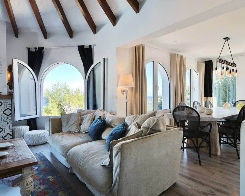 4 sypialnia Willa na sprzedaż w Javea / Xabia z basenem - 1 250 000 € (Ref: 8837194)