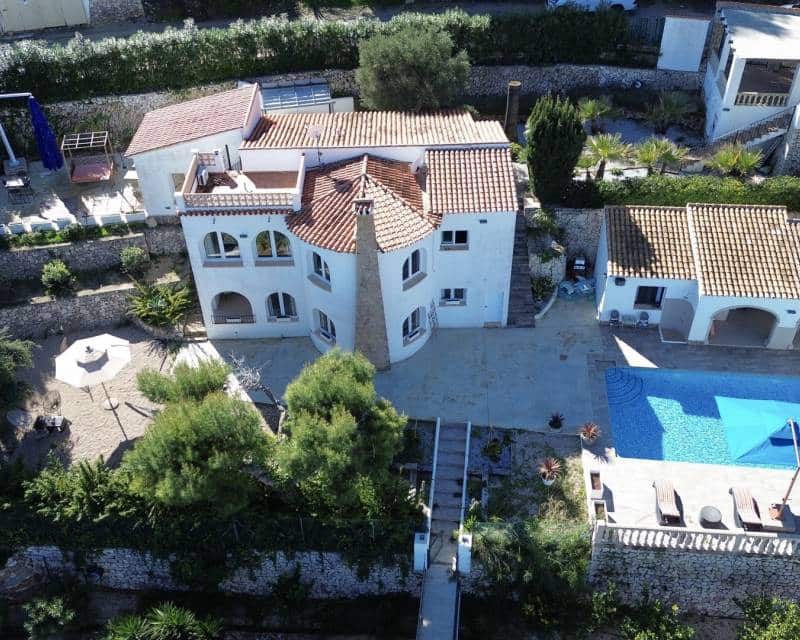 4 sypialnia Willa na sprzedaż w Javea / Xabia z basenem - 1 250 000 € (Ref: 8837194)