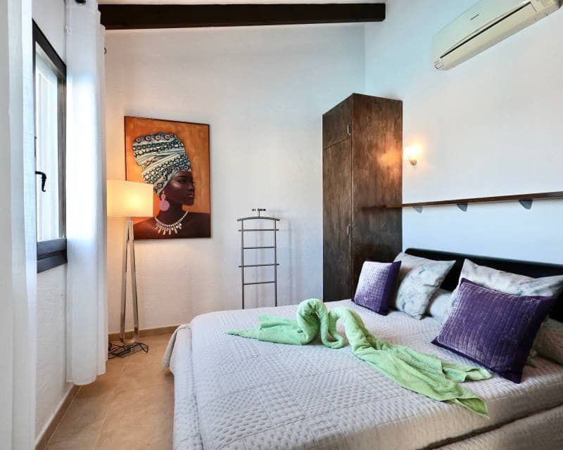 4 sypialnia Willa na sprzedaż w Javea / Xabia z basenem - 1 250 000 € (Ref: 8837194)