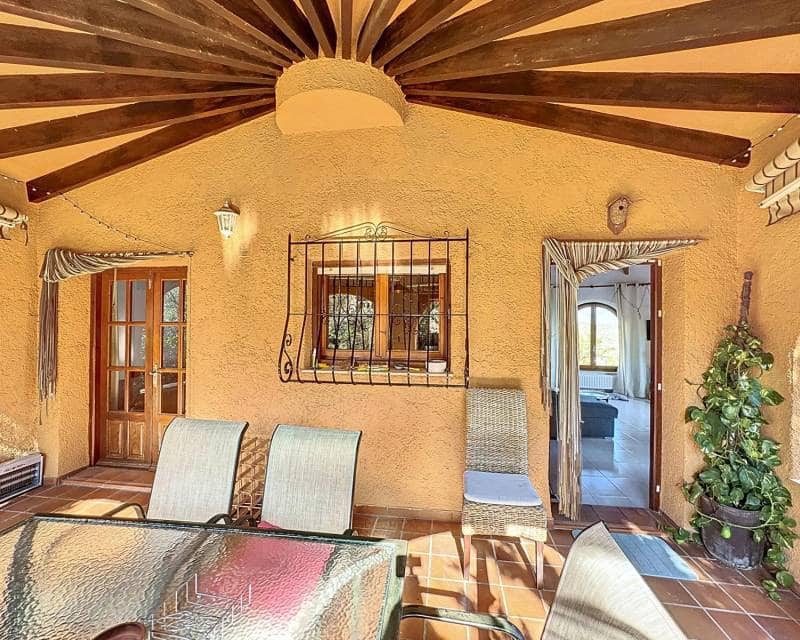 4 slaapkamer Villa te koop in Benitachell / Benitatxell met zwembad - € 619.000 (Ref: 8837199)