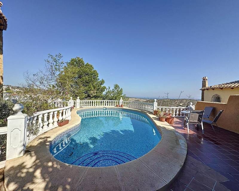 4 slaapkamer Villa te koop in Benitachell / Benitatxell met zwembad - € 619.000 (Ref: 8837199)