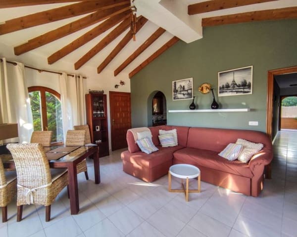 4 slaapkamer Villa te koop in Benitachell / Benitatxell met zwembad - € 619.000 (Ref: 8837199)