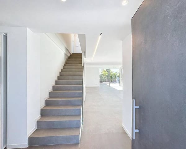 5 soveværelse Villa til salg i Moraira, Teulada-Moraira med swimmingpool - € 2.400.000 (Ref: 8837200)