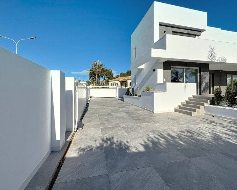 5 soveværelse Villa til salg i Moraira med swimmingpool - € 2.400.000 (Ref: 8837200)