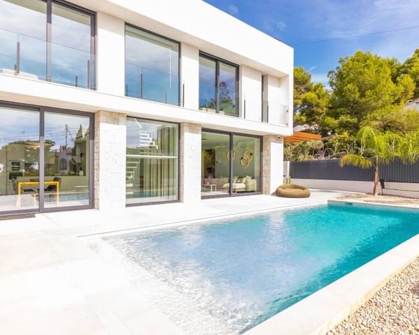 Chalet de 4 habitaciones en Benissa en venta con piscina - 1.250.000 € (Ref: 8840136)