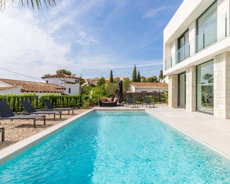 Chalet de 4 habitaciones en Benissa en venta con piscina - 1.250.000 € (Ref: 8840136)