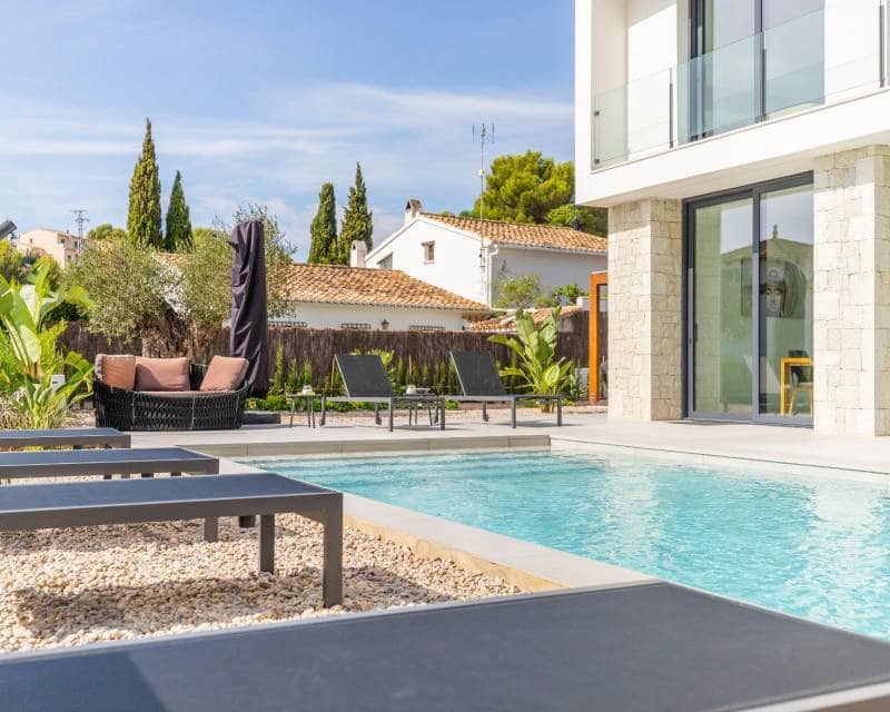 Chalet de 4 habitaciones en Benissa en venta con piscina - 1.250.000 € (Ref: 8840136)