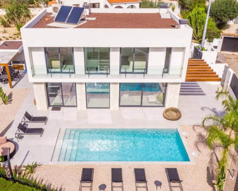 Chalet de 4 habitaciones en Benissa en venta con piscina - 1.250.000 € (Ref: 8840136)