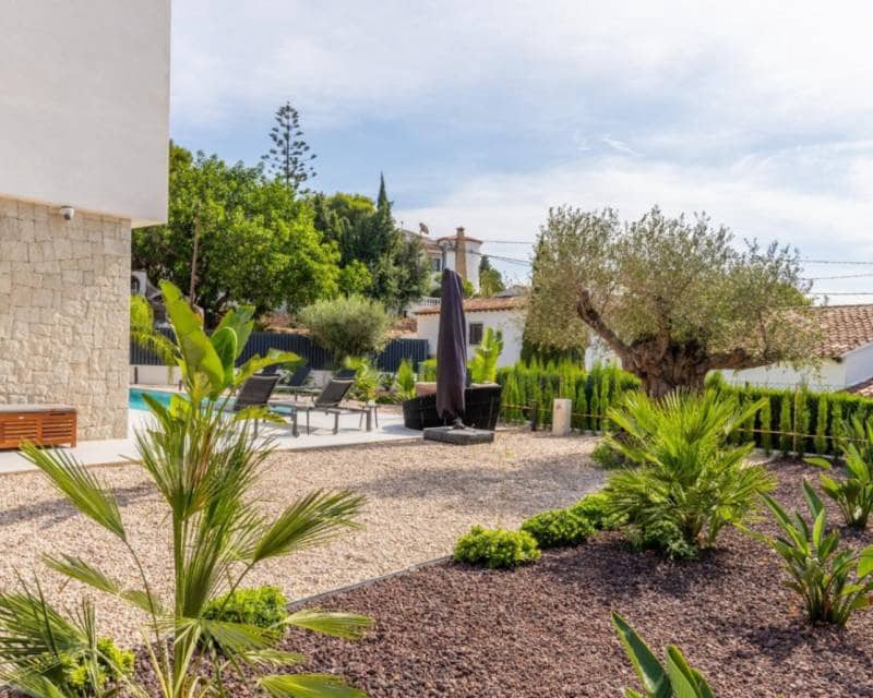 Chalet de 4 habitaciones en Benissa en venta con piscina - 1.250.000 € (Ref: 8840136)