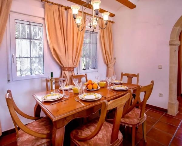 3 soverom Rekkehus til leie i Javea / Xàbia med svømmebasseng - € 1 500 (Ref: 8855848)