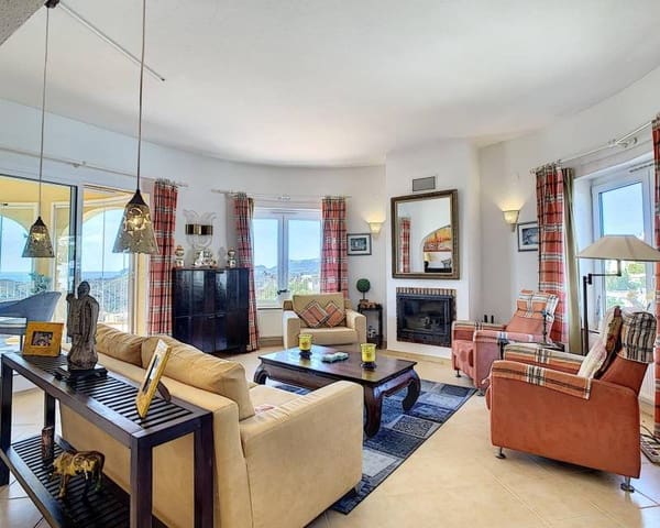 3 slaapkamer Villa te koop in Benitachell / Benitatxell met zwembad - € 695.000 (Ref: 8861713)