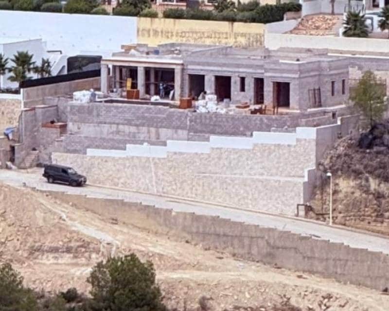4 slaapkamer Villa te koop in Calpe / Calp met zwembad garage - € 1.750.000 (Ref: 8891770)