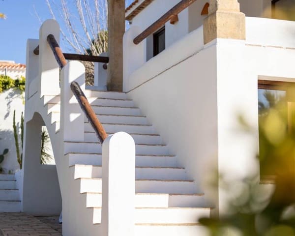 5 chambre Villa/Maison à vendre à Javea / Xàbia avec piscine garage - 790 000 € (Ref: 8893809)