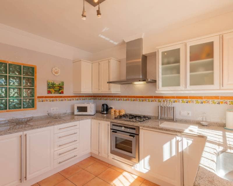 3 bedroom Villa for rent in Javea / Xabia with pool garage - € 2,500 (Ref: 8895570)