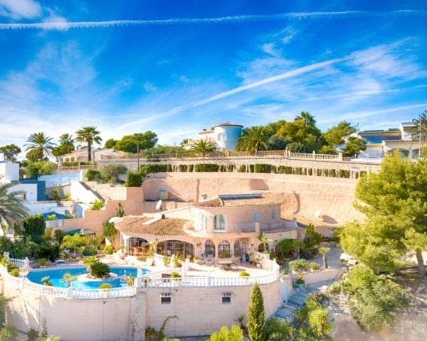 3 soverom Villa til salgs i Moraira, Teulada-Moraira med svømmebasseng - € 1 550 000 (Ref: 8901455)