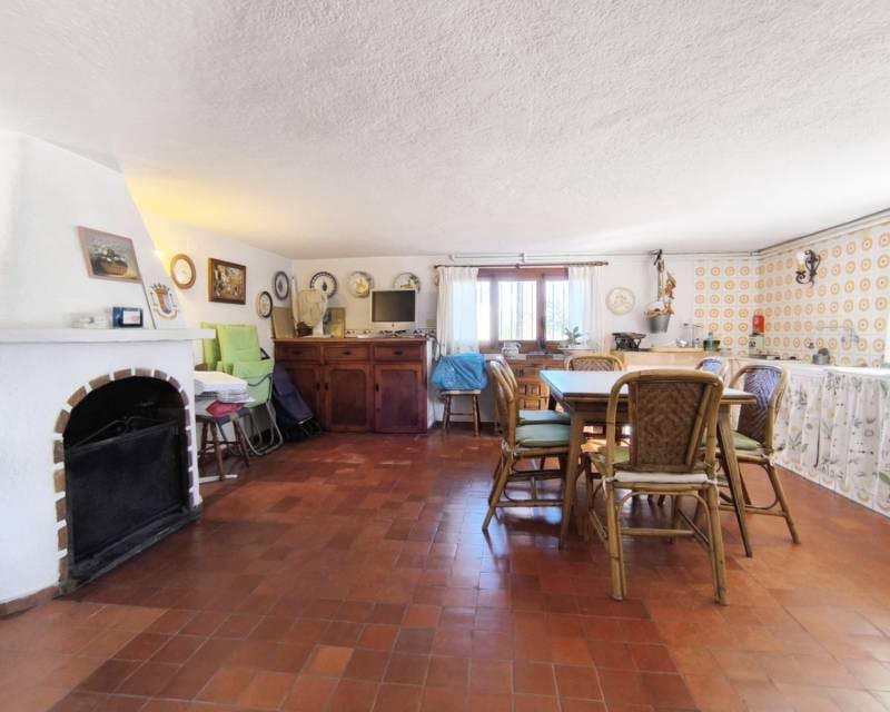 6 sypialnia Willa na sprzedaż w Javea / Xabia z basenem - 950 000 € (Ref: 8935792)