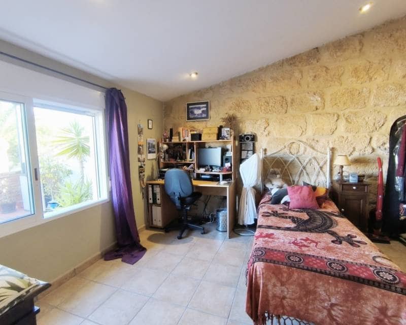 6 sypialnia Willa na sprzedaż w Javea / Xabia z basenem - 950 000 € (Ref: 8935792)