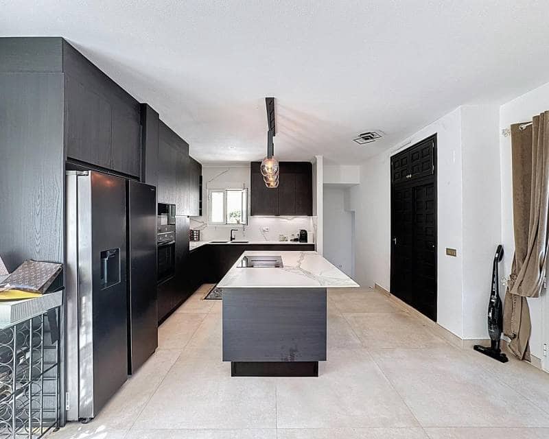 4 Zimmer Villa zu verkaufen in Benitachell / Benitatxell mit Pool - 765.000 € (Ref: 8935804)