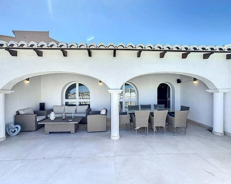 4 Zimmer Villa zu verkaufen in Benitachell / Benitatxell mit Pool - 765.000 € (Ref: 8935804)