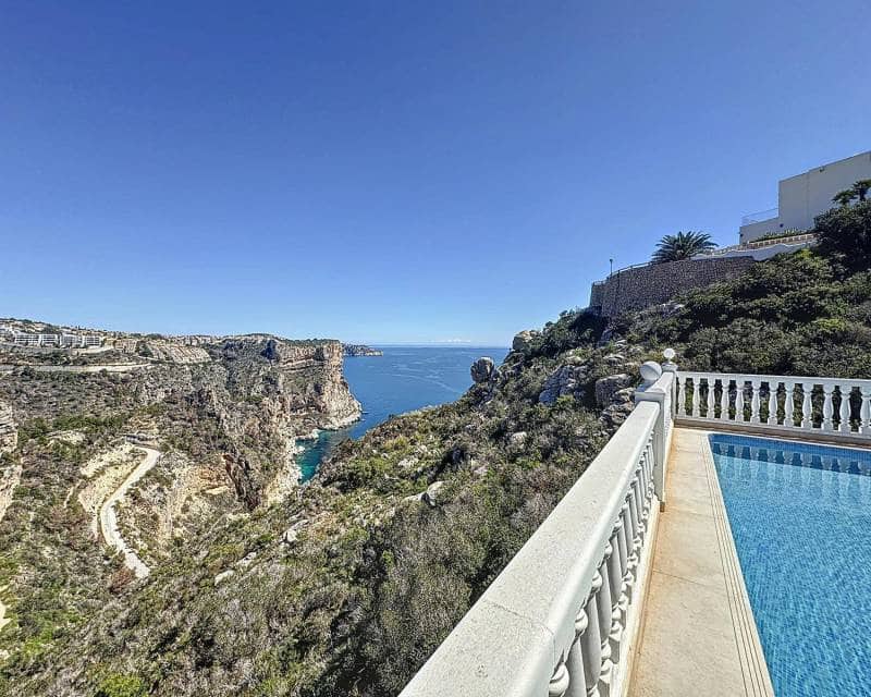 4 Zimmer Villa zu verkaufen in Benitachell / Benitatxell mit Pool - 765.000 € (Ref: 8935804)