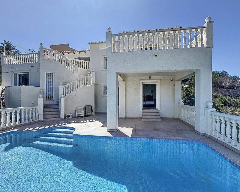 4 Zimmer Villa zu verkaufen in Benitachell / Benitatxell mit Pool - 765.000 € (Ref: 8935804)