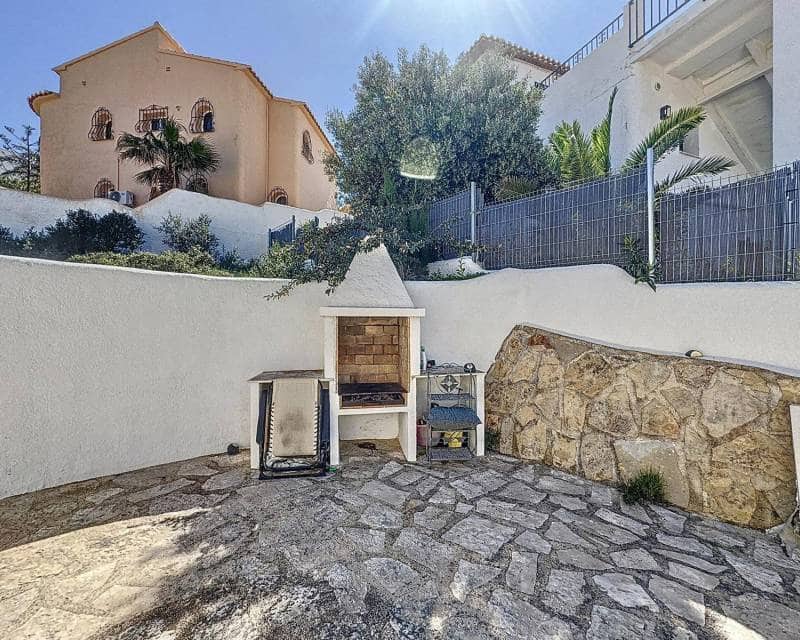 4 Zimmer Villa zu verkaufen in Benitachell / Benitatxell mit Pool - 765.000 € (Ref: 8935804)