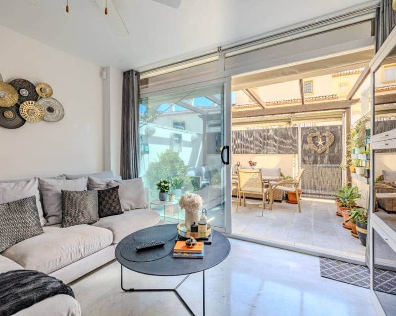 3 sypialnia Dom szeregowy do wynajęcia w Javea / Xabia z basenem - 1 950 € (Ref: 8935807)