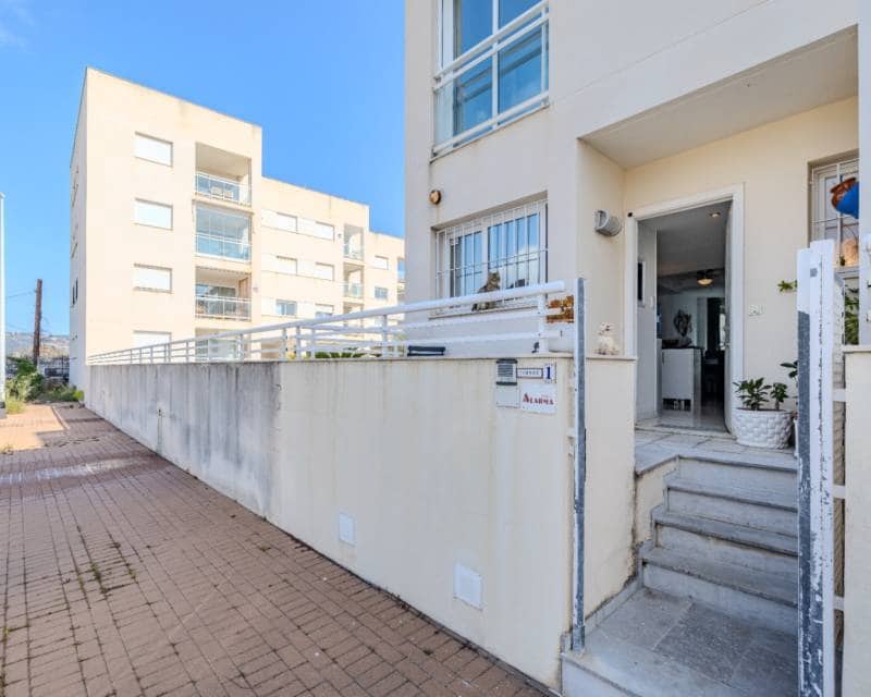 3 sypialnia Dom szeregowy do wynajęcia w Javea / Xabia z basenem - 1 950 € (Ref: 8935807)