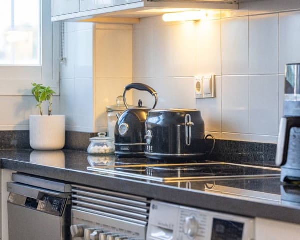 3 soverom Rekkehus til leie i Javea / Xàbia med svømmebasseng - € 1 950 (Ref: 8935807)