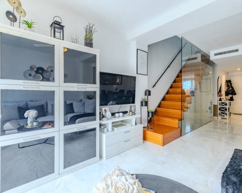 3 sypialnia Dom szeregowy do wynajęcia w Javea / Xabia z basenem - 1 950 € (Ref: 8935807)