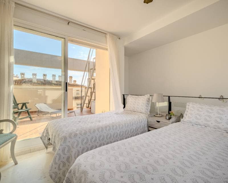 3 sypialnia Dom szeregowy do wynajęcia w Javea / Xabia z basenem - 1 950 € (Ref: 8935807)