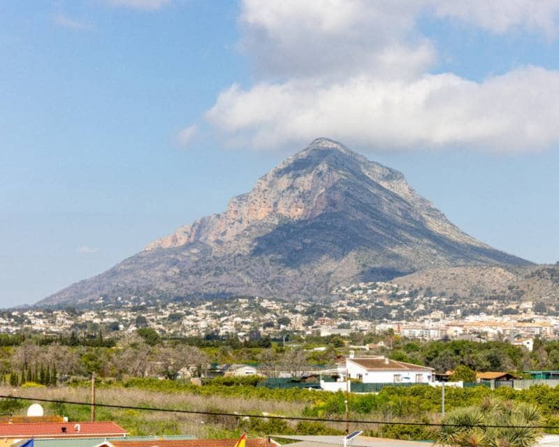 3 sypialnia Dom szeregowy do wynajęcia w Javea / Xabia z basenem - 1 950 € (Ref: 8935807)