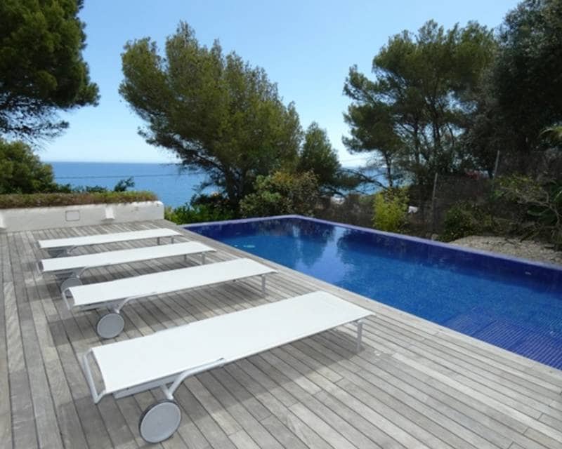 4 makuuhuone Huvila myytävänä paikassa Denia mukana uima-altaan 
autotalli - 2 200 000 € (Ref: 8935811)