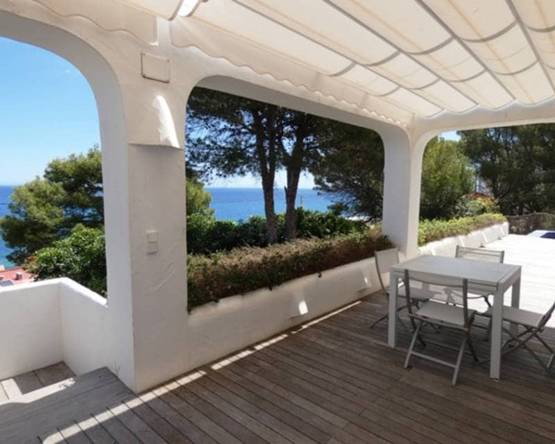 4 makuuhuone Huvila myytävänä paikassa Denia mukana uima-altaan 
autotalli - 2 200 000 € (Ref: 8935811)